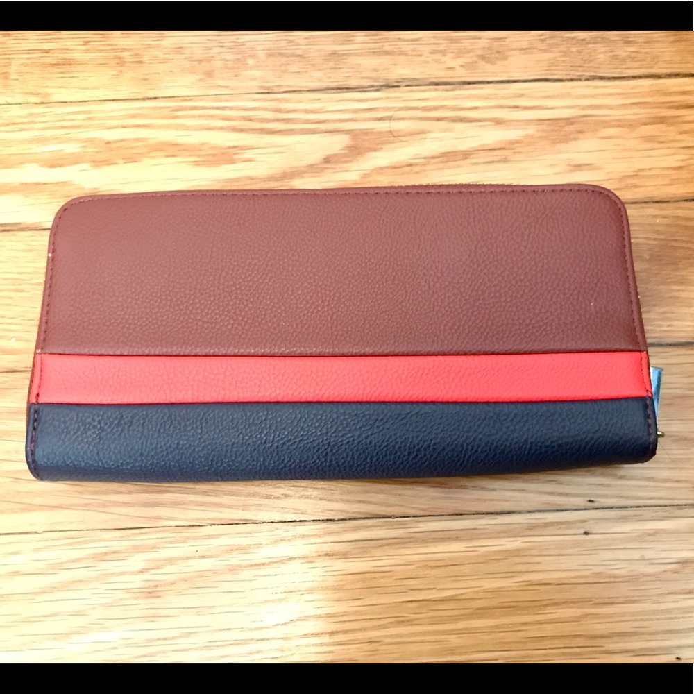 Leather zip up wallet